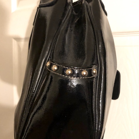 Kathy Van Zeeland Shoulder Bag. Patent leather. - Picture 5 of 5